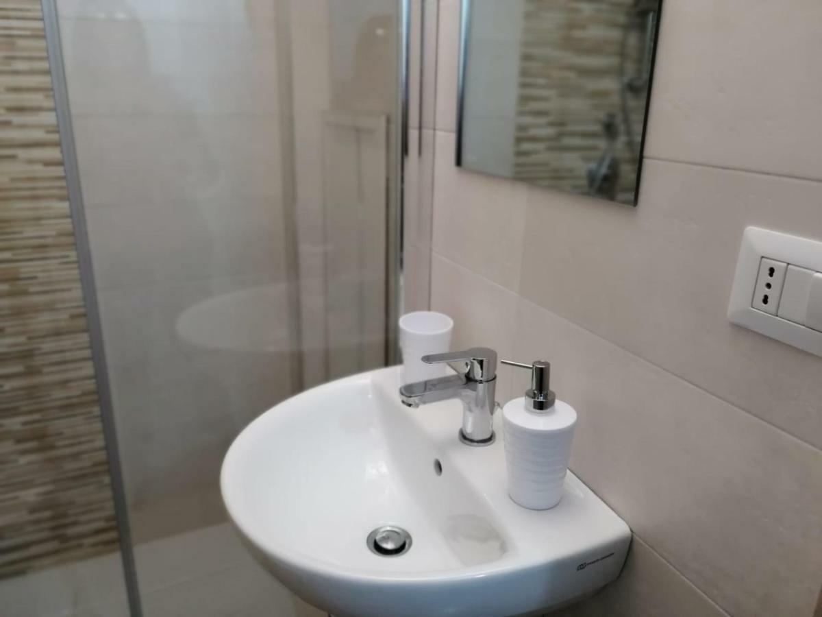 Casa Vacanze Santa Maria Villa Bari Buitenkant foto